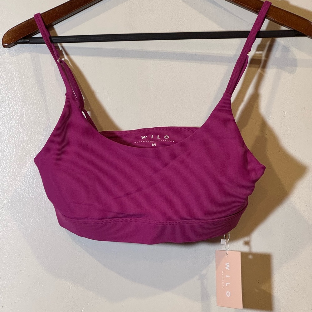 Wilo The Label Women's fucsia sports bra